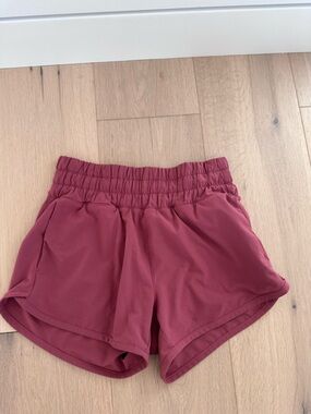 Athleta Girls size 12 All star 2.5” Athletic Shorts - Rosewood